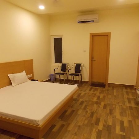 Nutan Hotel Balrampur Exterior photo